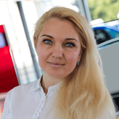 Larisa Sergeeva (Lohnbuchhalterin) - Autohaus Kierdorf